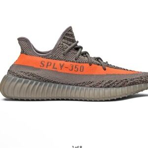 Yeezy Boost 350 V2 Sneakers